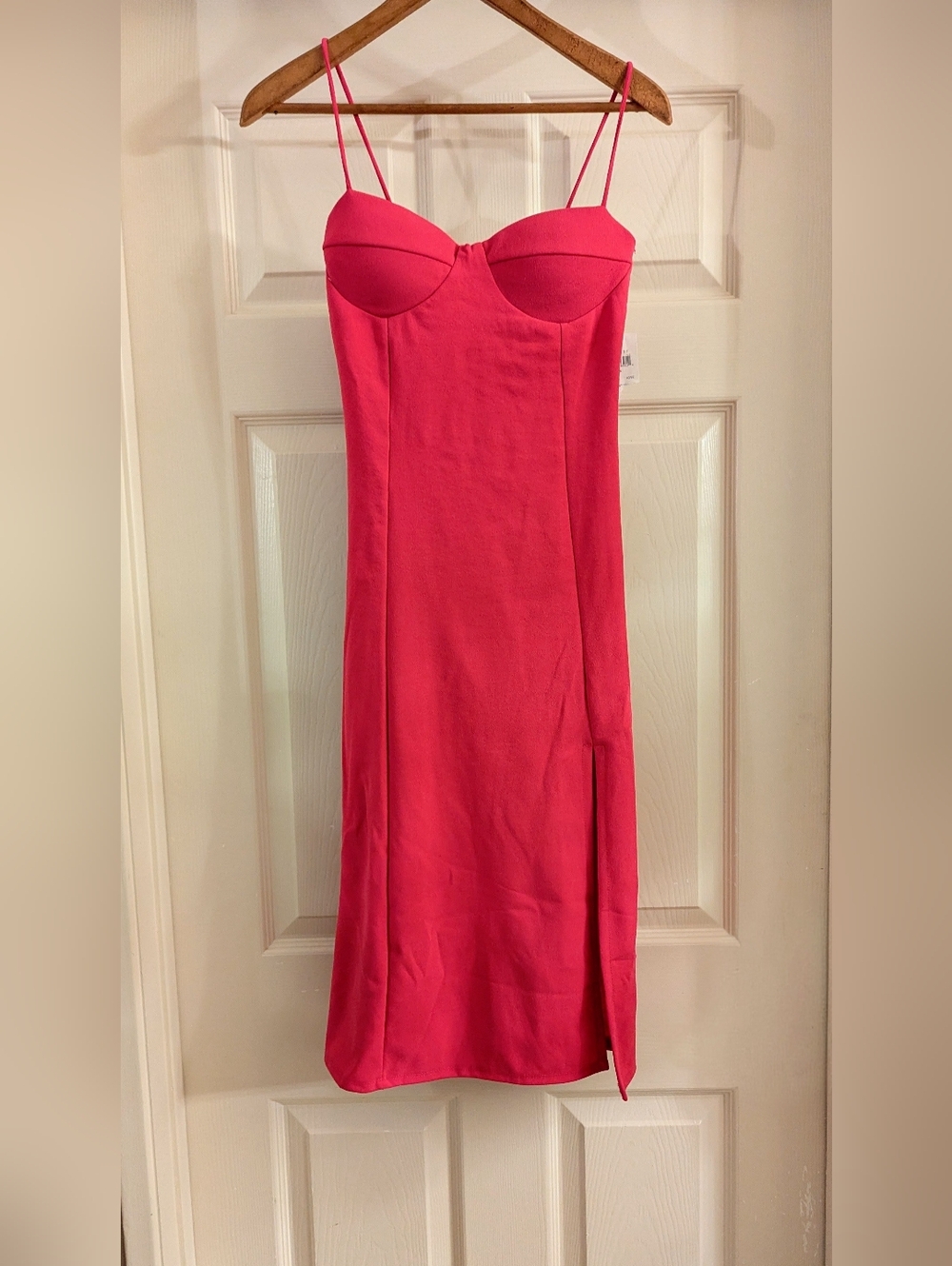 Brand New Fuchsia Spaghetti Strap Midi Dress Size Small Side Slit